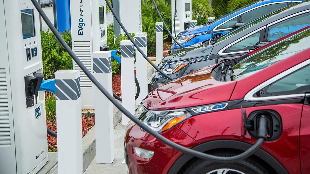 Charging System in Electric Cars Right Now